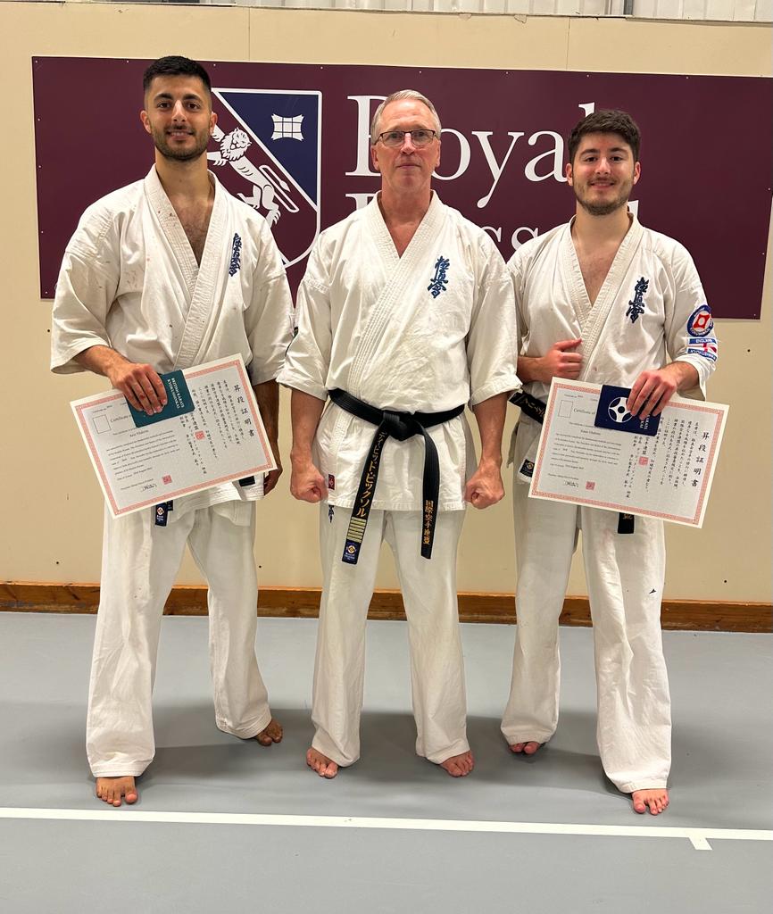 Junior class training together in Walden